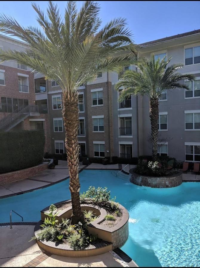 Welcome To The Suite Spot Luxury 1Bedroom Mid-Rise In Suger Land Houston Bagian luar foto