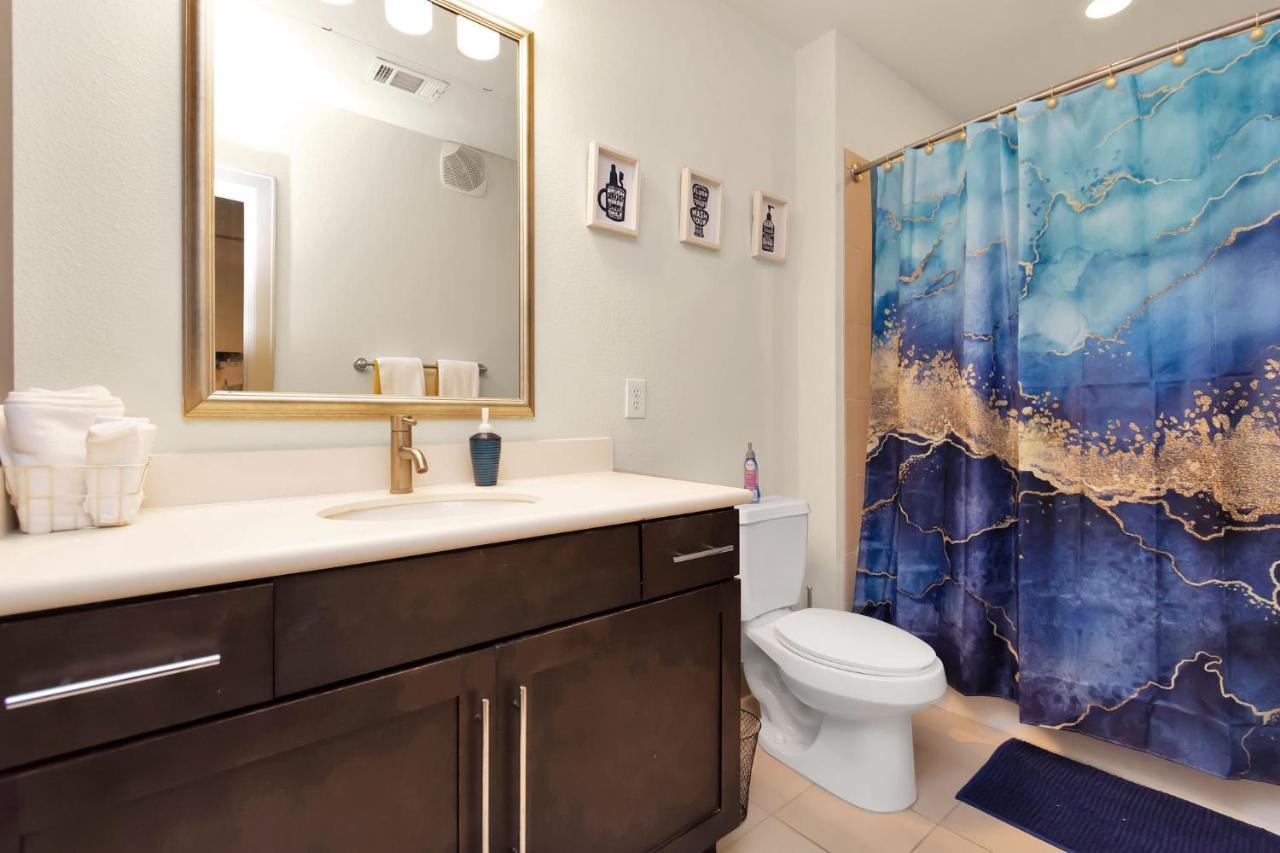 Welcome To The Suite Spot Luxury 1Bedroom Mid-Rise In Suger Land Houston Bagian luar foto