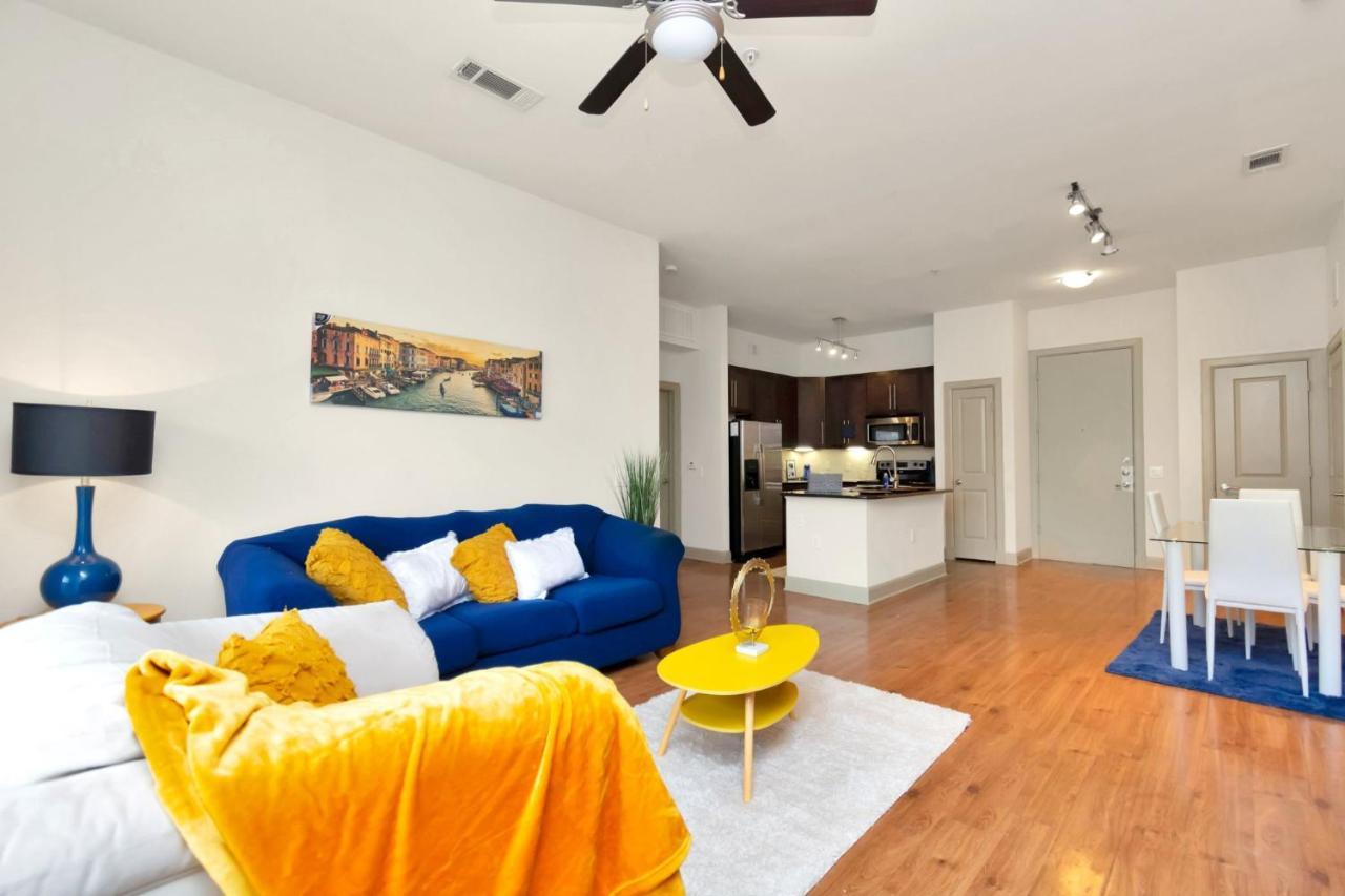 Welcome To The Suite Spot Luxury 1Bedroom Mid-Rise In Suger Land Houston Bagian luar foto