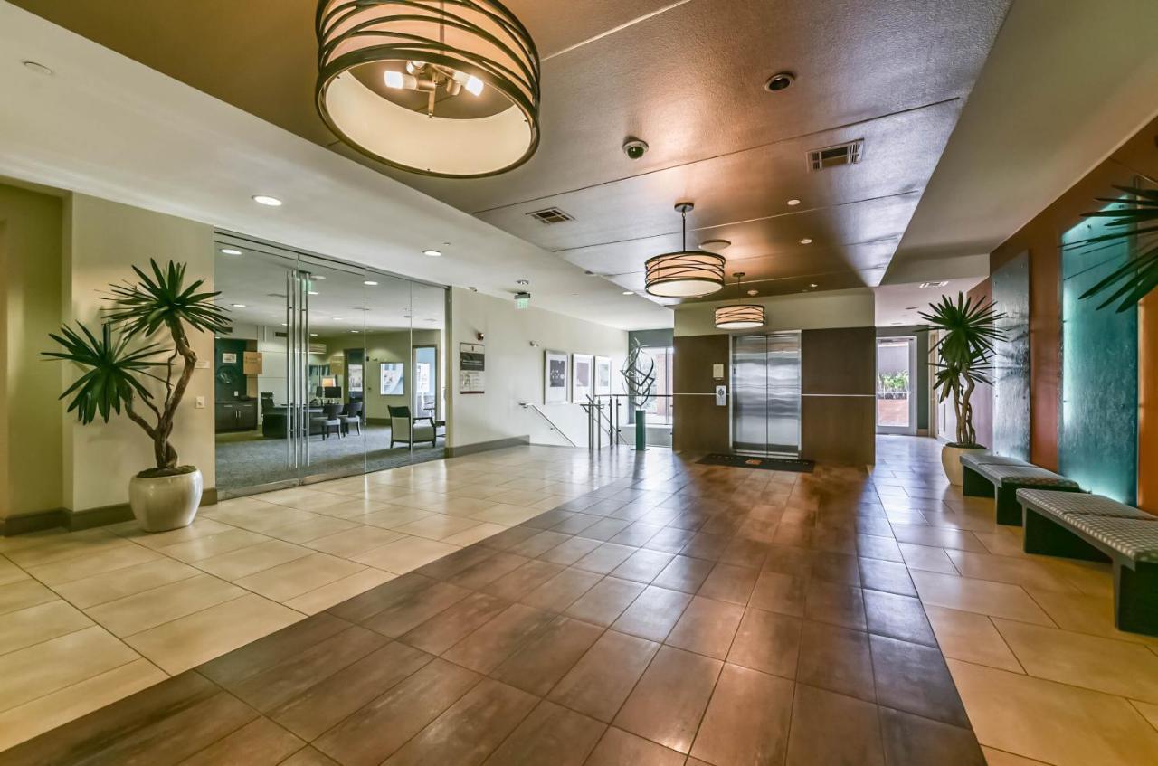 Welcome To The Suite Spot Luxury 1Bedroom Mid-Rise In Suger Land Houston Bagian luar foto